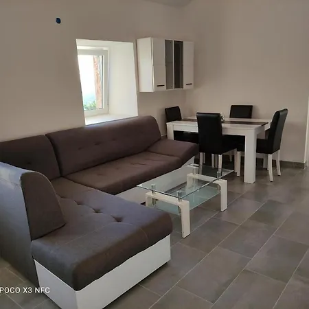 Apartmaji Podpec 公寓